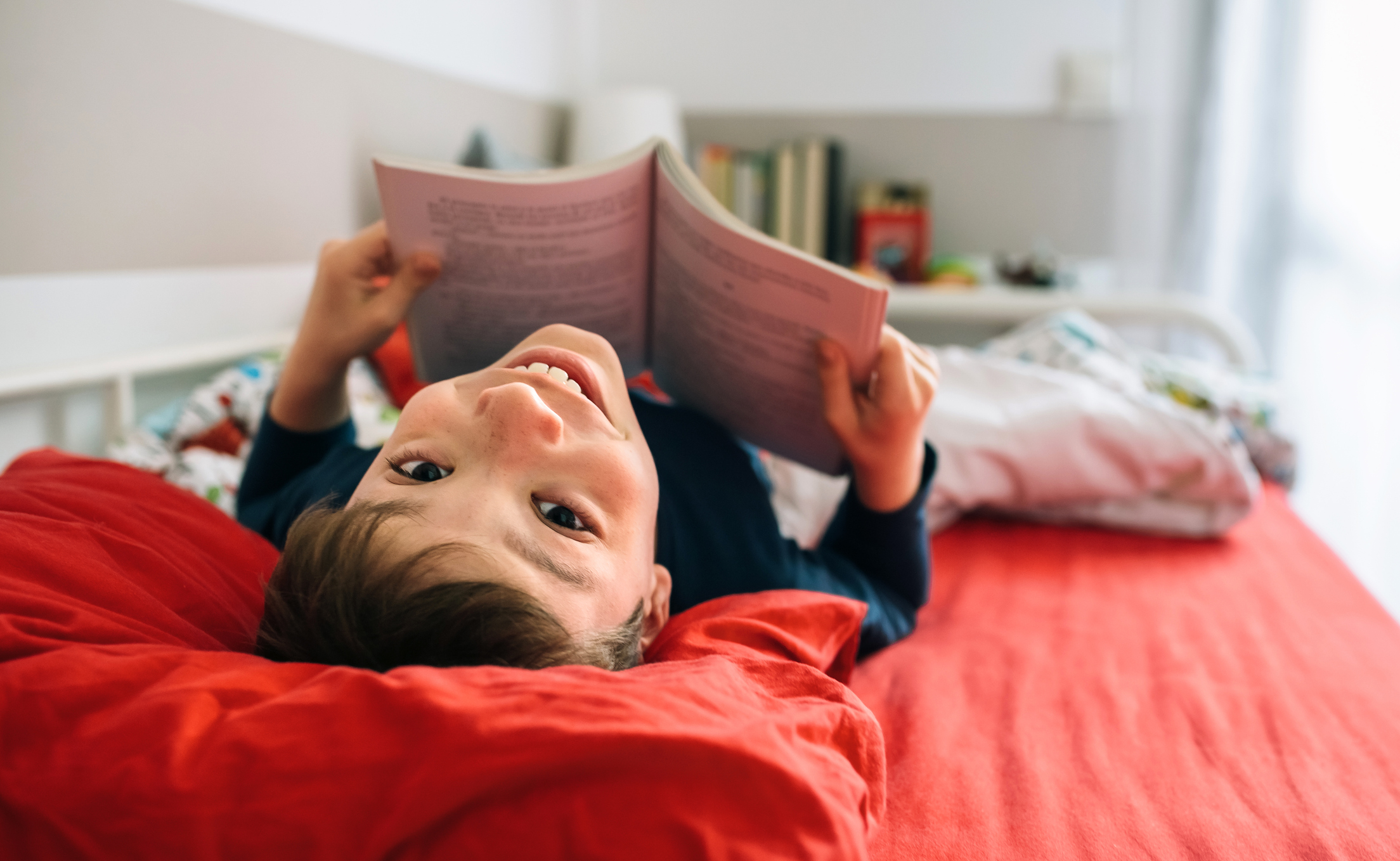 10 Ways to Help Kids Choose Books Over Screens